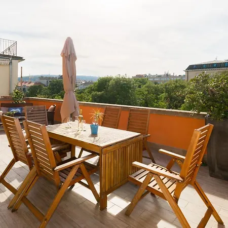 Margit 25 Amazing View Wit Balcony Ac Appartamento Budapest